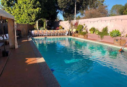 Pool Rental at Retro-Modern House Perfect for Small Outdoor Events